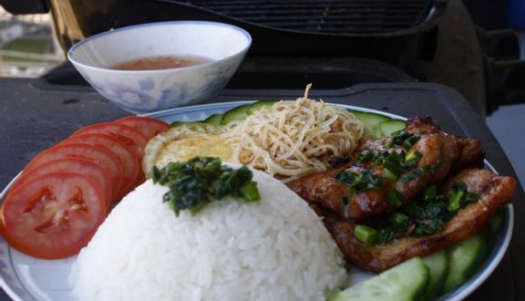 Quán Cơm Phượng