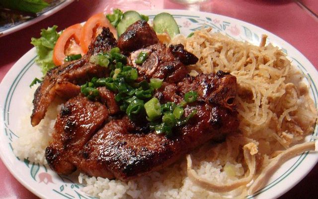 Quán Cơm Bình Dân - Nguyễn Thông