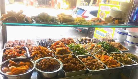 Quán Cơm 33 - Cơm, Bún Bò & Phở Bò - Trương Công Định