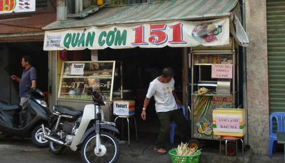 Quán cơm 151