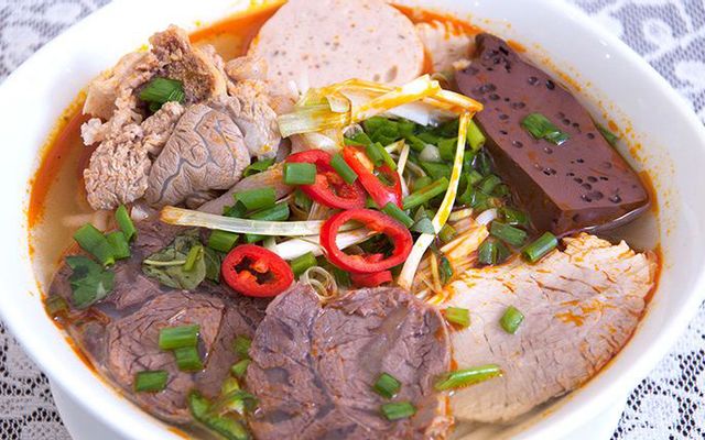 Quán Cô Thu - Mì Quảng, Bún Bò & Bún Riêu