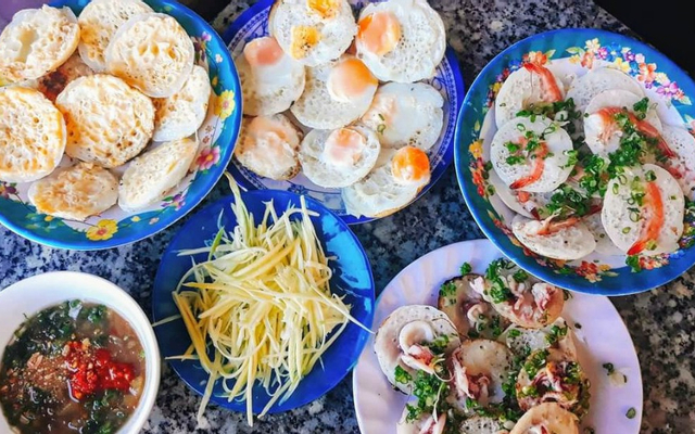 Quán Cô Ba - Bánh Căn, Bánh Xèo Phan Rang