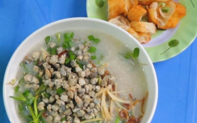 Quán Chú Thiện - Cháo Hến & Vịt Lộn