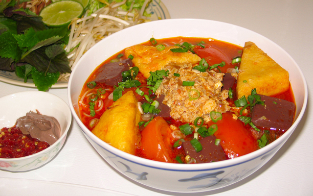 Quán Bún Riêu Ngon