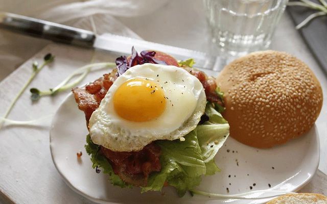 Quán Bò Bít Tết & Ốp La