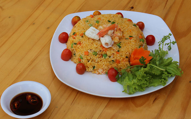 Nui xào trứng