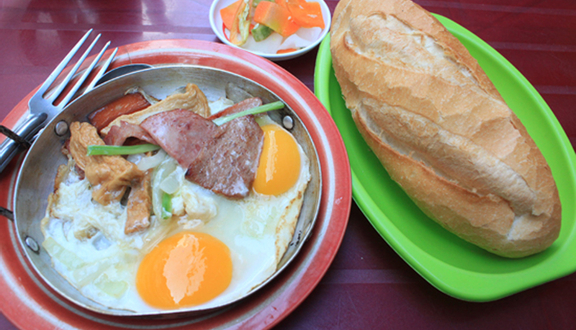 Quán Ăn Sáng Bình Dân