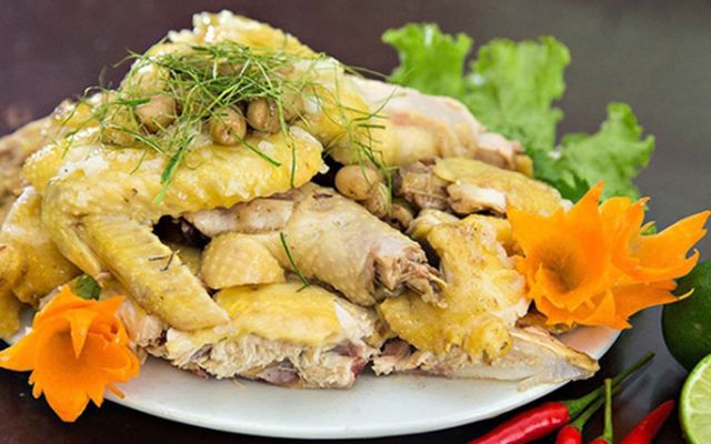 Quán Ăn Gia Đình Phương Dung - Gà Hấp Lá Chanh & Vịt Rang Muối