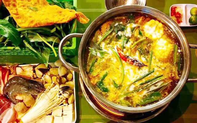 Lẩu gà ta