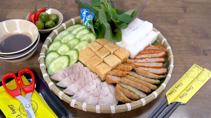 Bún đậu lòng dồi