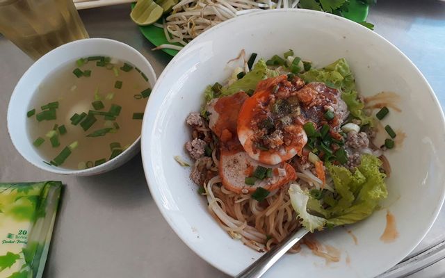 Quán 100 - Nguyễn Văn Lạc