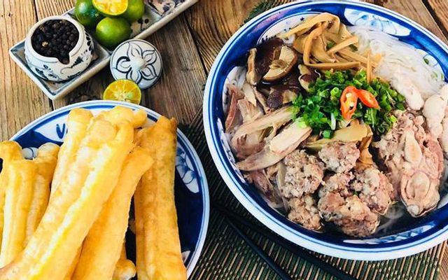 Bún Sườn