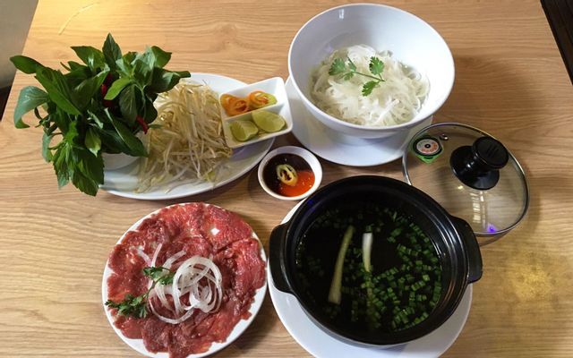Phở áp chảo bò