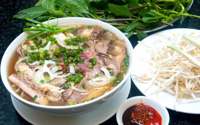 Phở bò viên