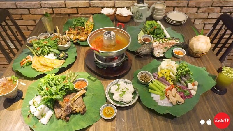 Lẩu măng chua cá lăng nguyên con