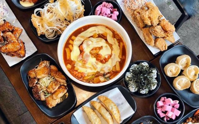 Vons Chicken - Gà Rán & Tokbokki