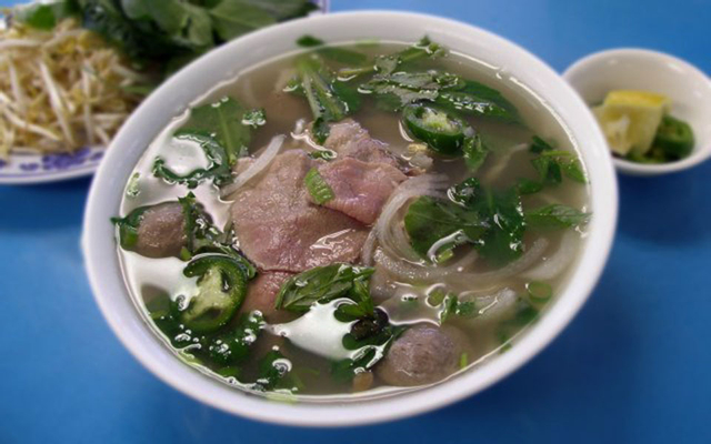 Phở Áp Chảo Gà