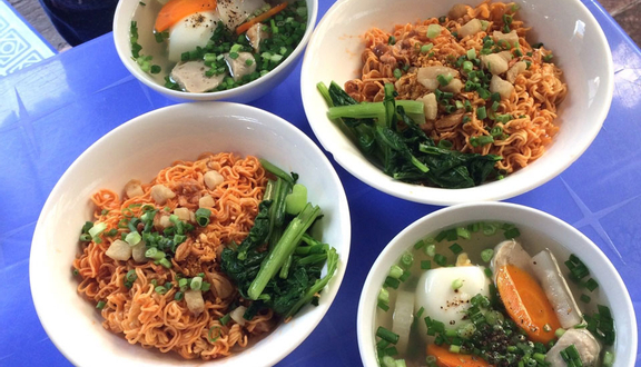 PHỞ TRỘN BÒ SỐT CHUA NGỌT (THƯỜNG) + Chanh sả gừng