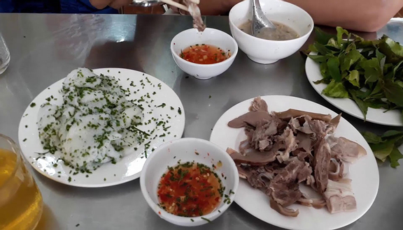 Phở Bò, Cháo Lòng & Bánh Hỏi Bình Định