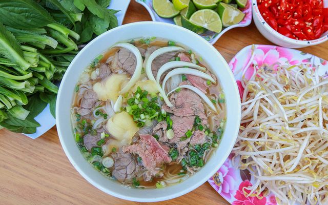 Phở Gầu