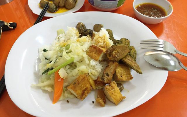 Cơm chọn món