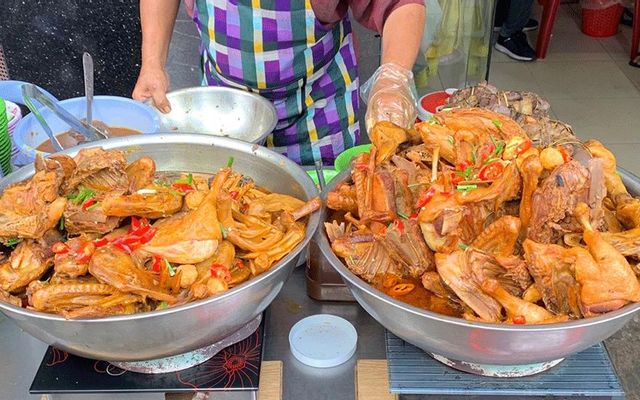 Phá Lấu Vịt Nước Dừa - Bình Thạnh