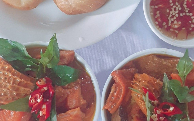 Phá Lấu Bò - Lê Quang Định