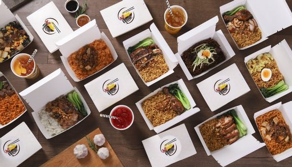 Combo 2: Cơm bò trộn sốt rong biển + Súp bò viên thêm