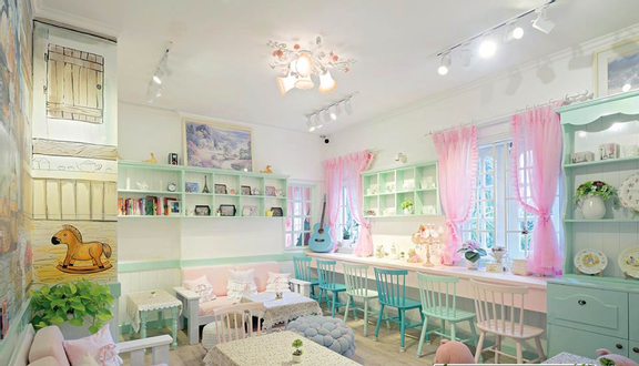 P.House Cafe