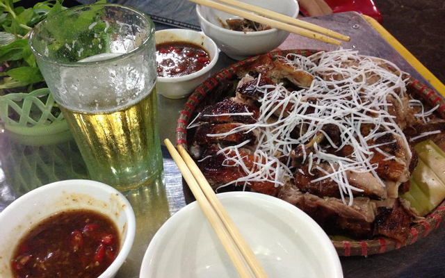 Vịt rang riềng nửa con