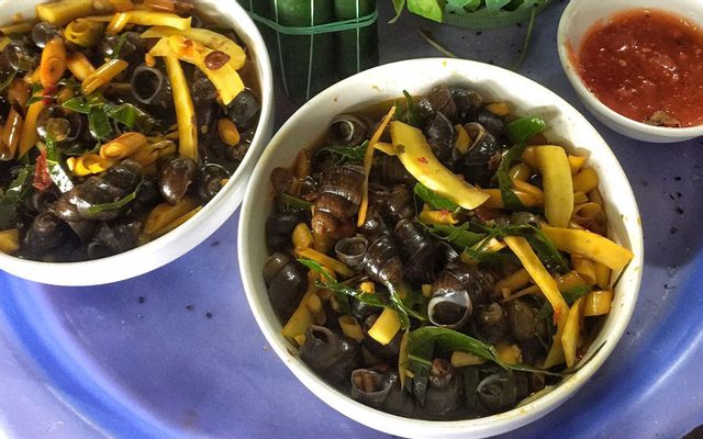 Cúc lộn xào mỡ hành