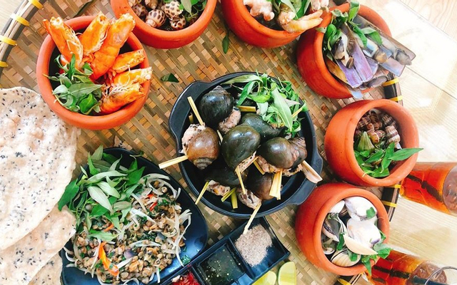 Tôm hấp đĩa lớn