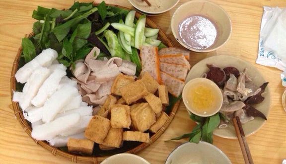 Bún đậu chả cốm