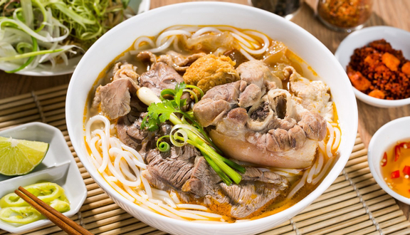 O Hùng - Bún Bò Huế