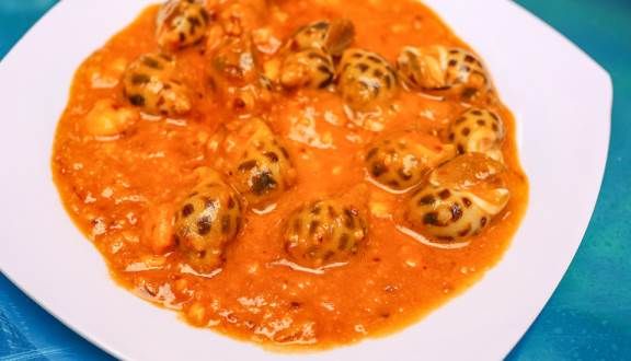 Hột vịt lộn nướng tiêu xanh