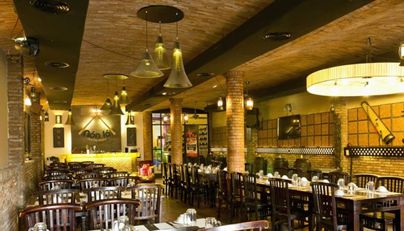 Nón Lá Restaurant