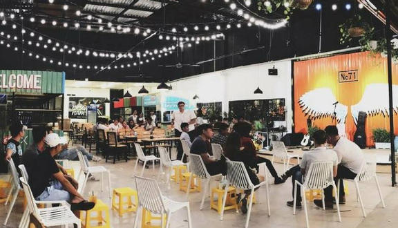 No71 Food Market - Thiên Đường Ẩm Thực Châu Á