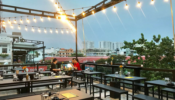No Rooftop Bistro