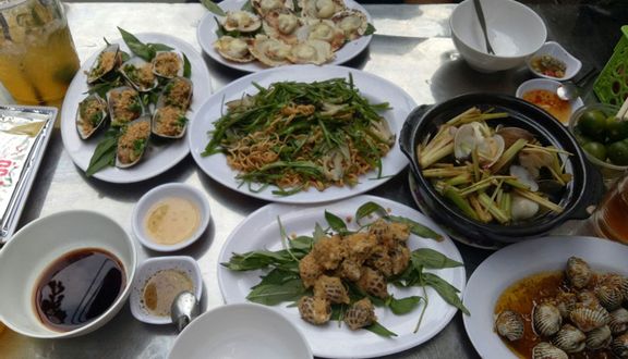 Càng ghẹ xào bơ