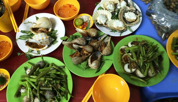 Ốc bươu hấp sả