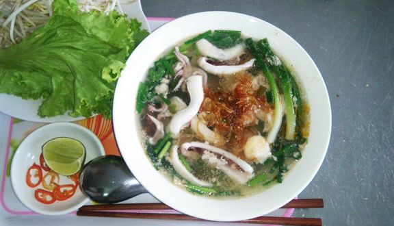 Nha Trang Quán - Hủ Tiếu, Bún & Hải Sản