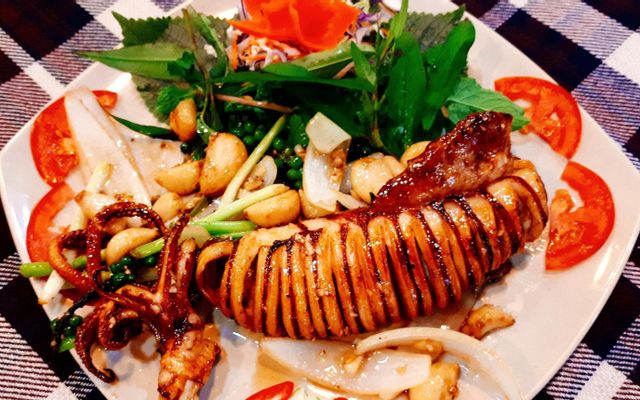 Nhà Hàng Xóm Chài Ông Nẫu