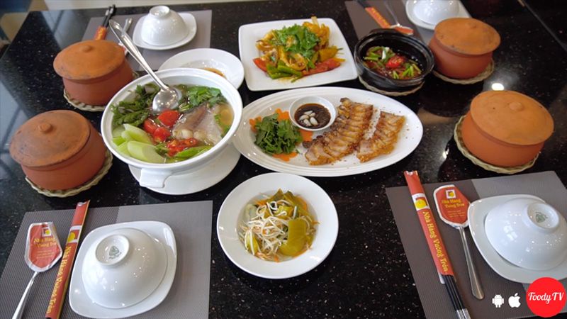Nhà Hàng Vuông Tròn
