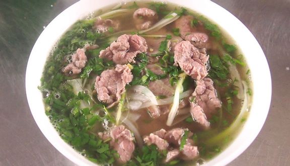 Phở chả bò trứng muối