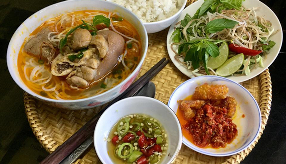 Út My - Bún Bò Giò Heo - Đường 19/5