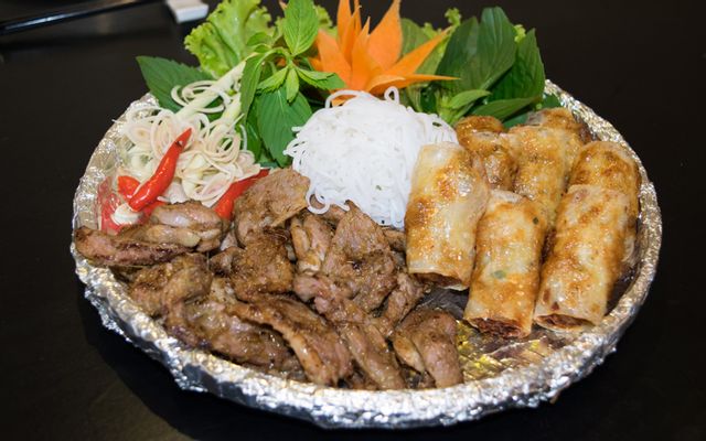 Nhà Hàng Hà Nội Ngan - Goose Queen