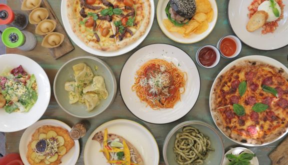 Spaghetti with topping