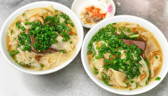 Nguyên Phát Mì Gia - Mì Lá Sen Tôm Giòn