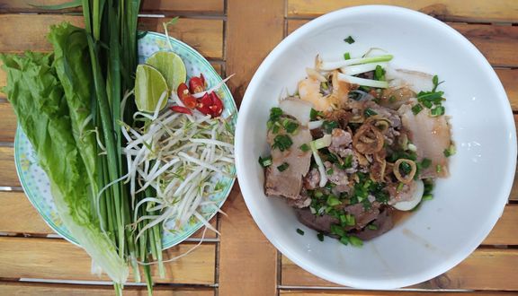 Ngọc Linh - Hủ Tiếu Miền Tây & Bún Thịt Ram Nước Dừa