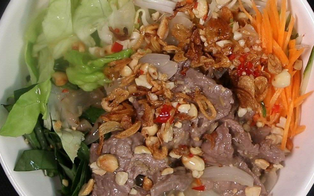 Ngọc - Hủ Tiếu & Bún Xào Chay